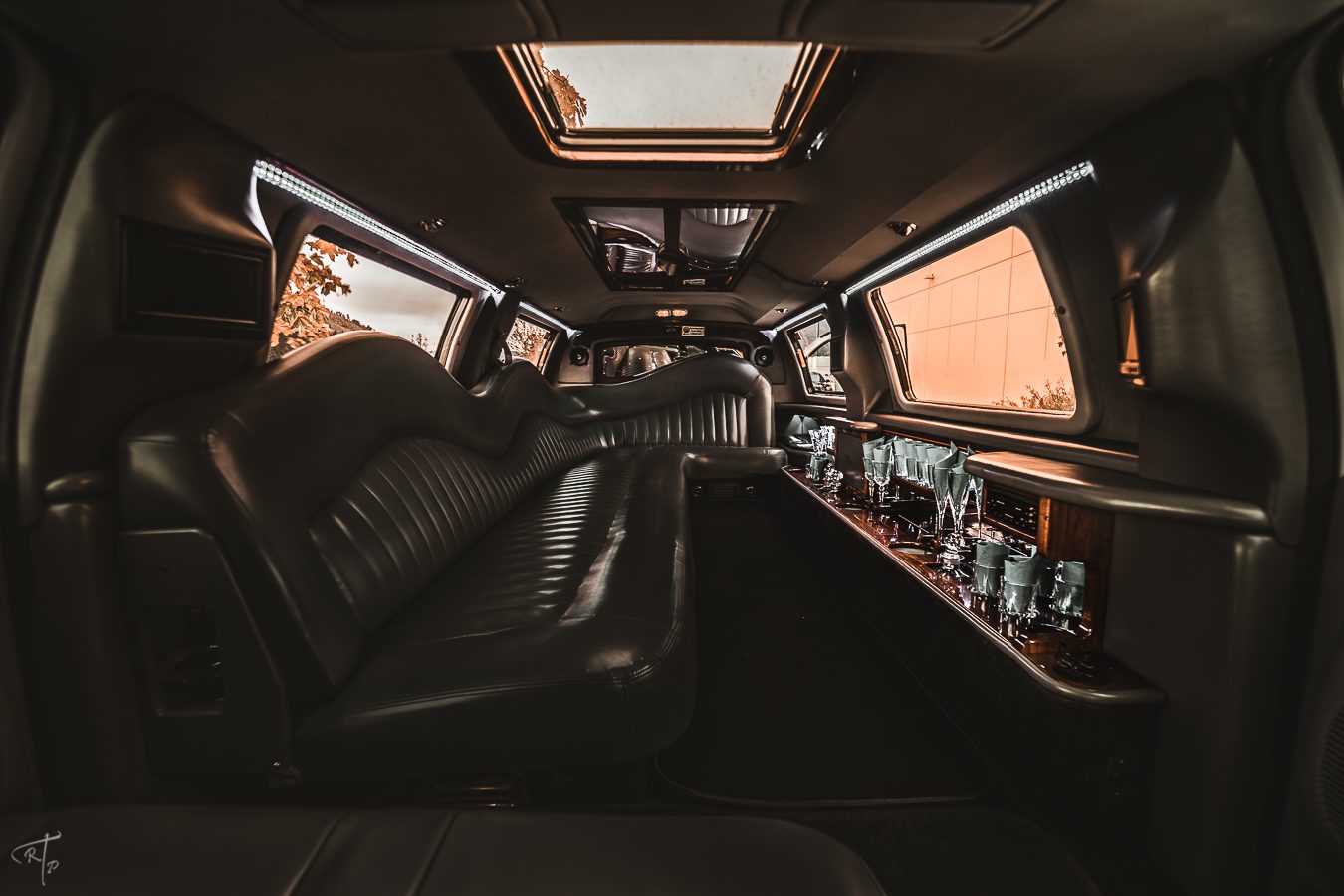 Meet Kelowna Limo's Limousines, Shuttle Vans, SUVs | Limo Fleet